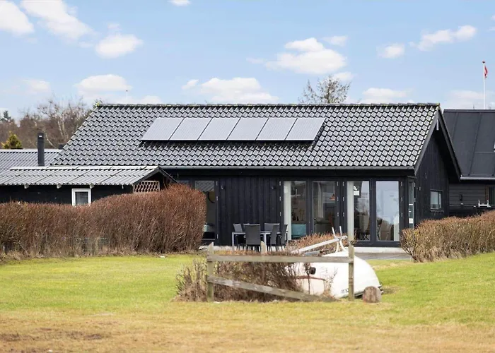 Ha404-frederikshavn-laerkevangsvej-61 Semesterbostad *